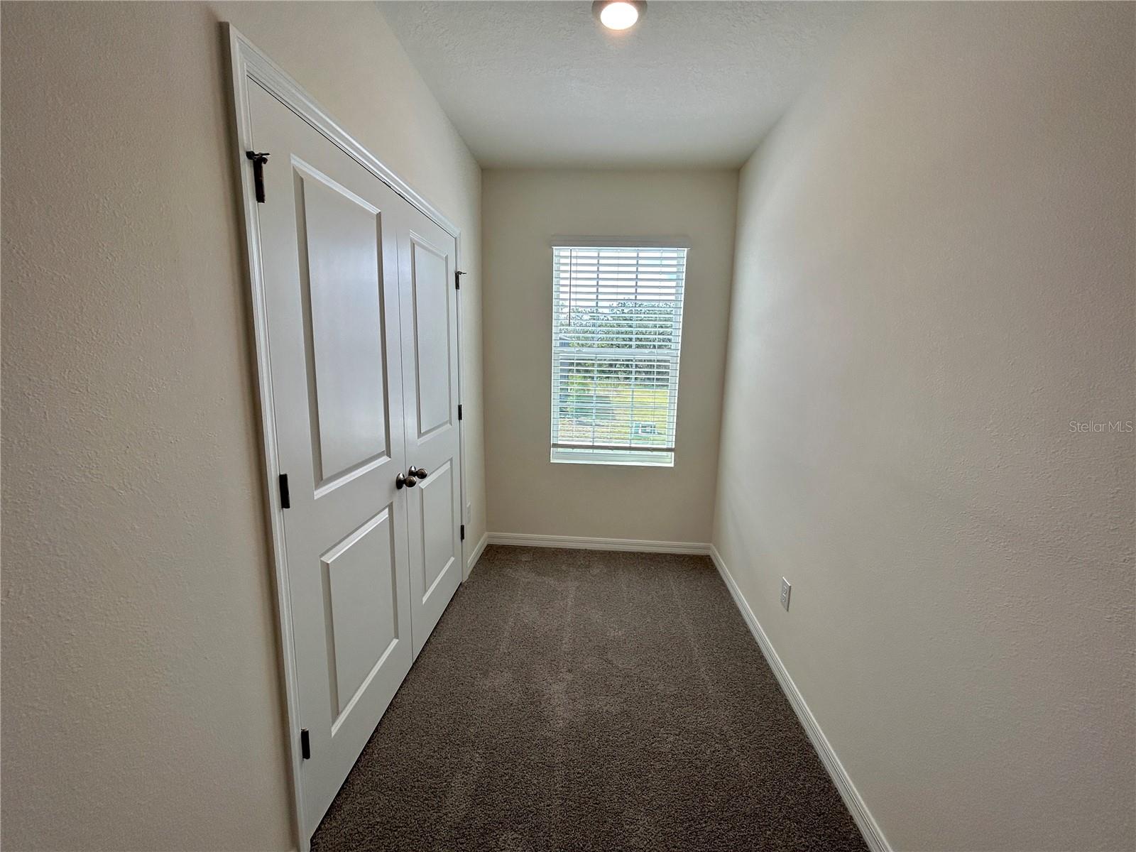 WOODLEAF HAMMOCK A REP OF A POR O - Residential Lease