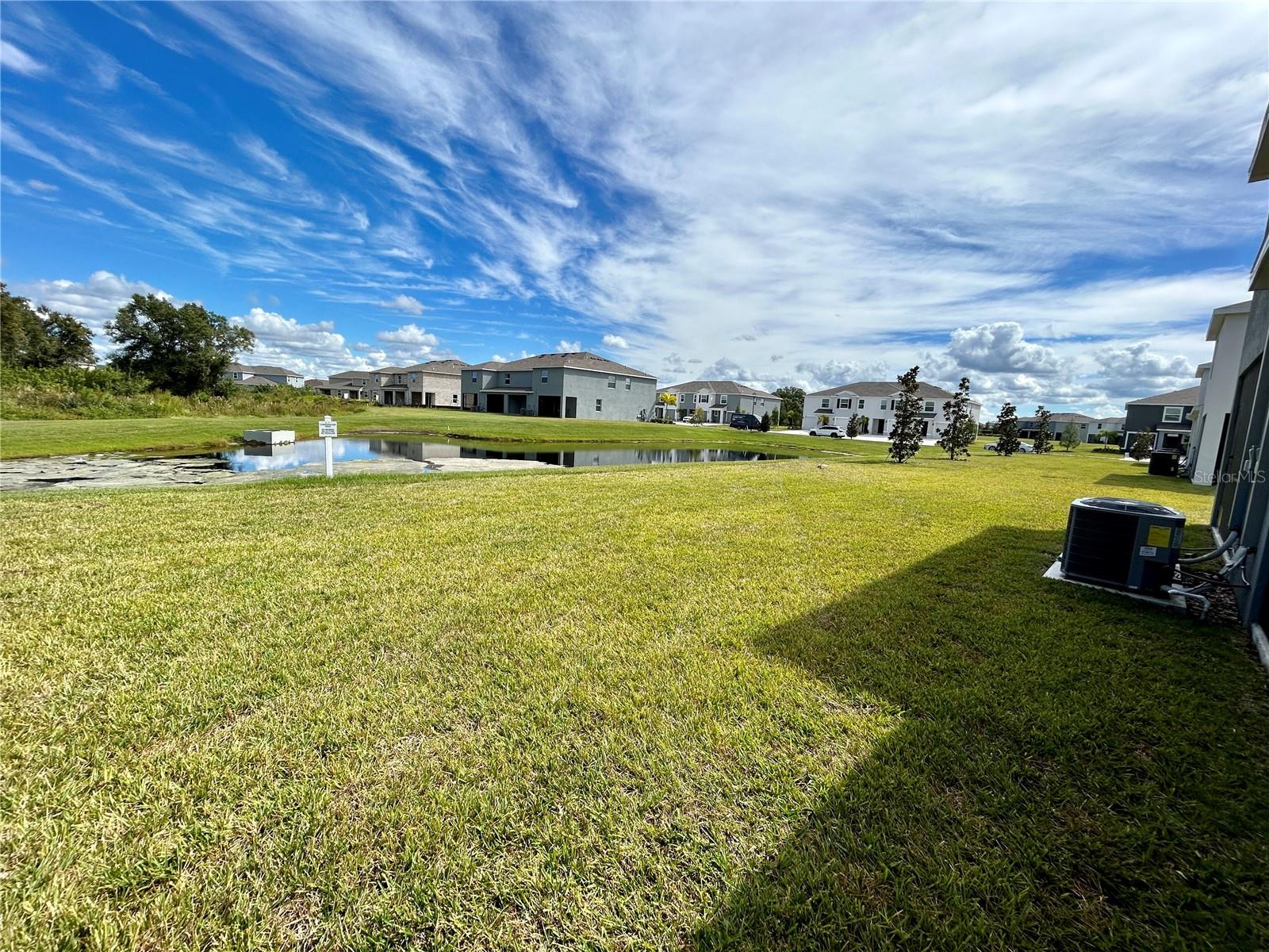 WOODLEAF HAMMOCK A REP OF A POR O - Residential Lease