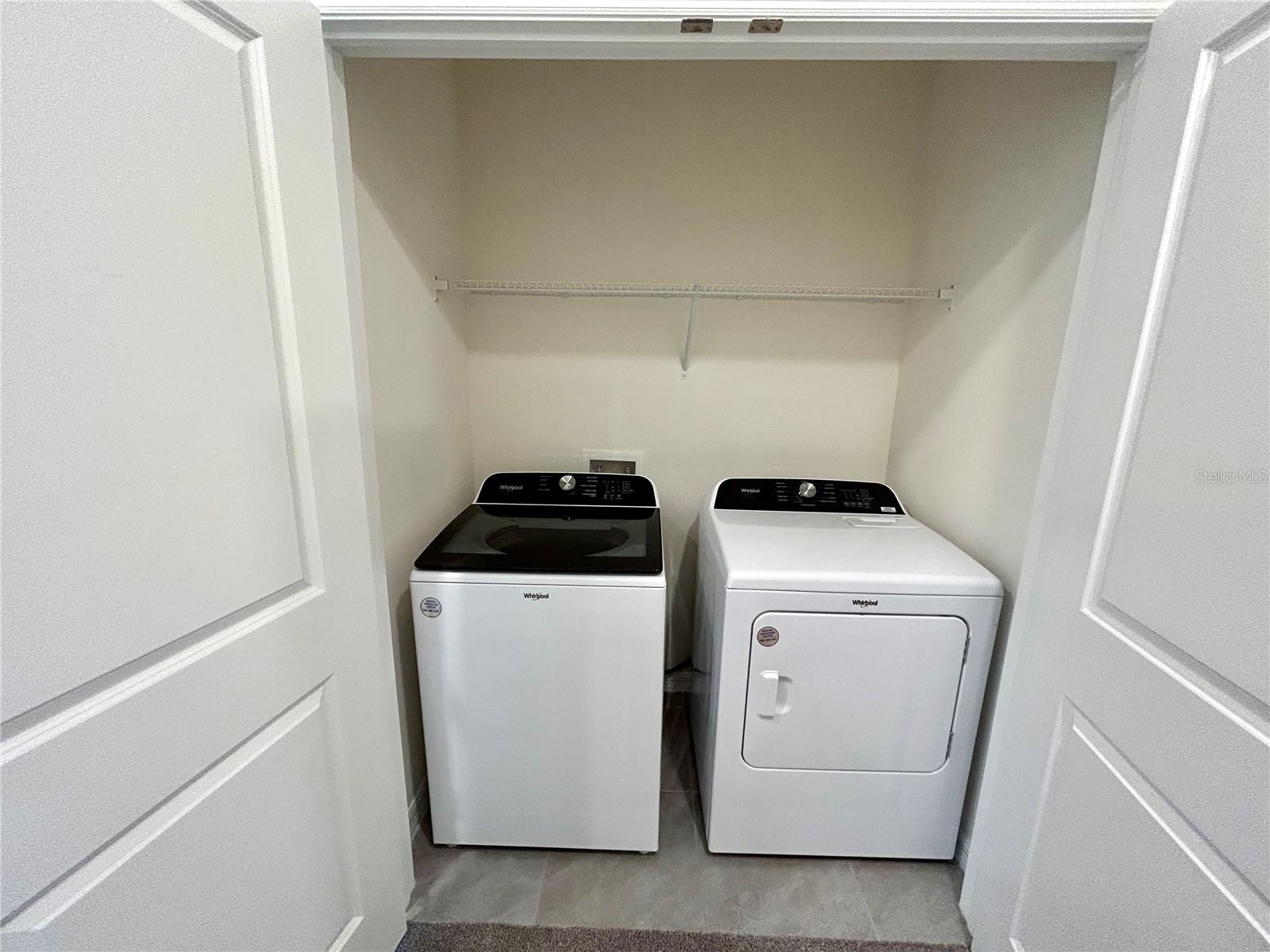 WOODLEAF HAMMOCK A REP OF A POR O - Residential Lease