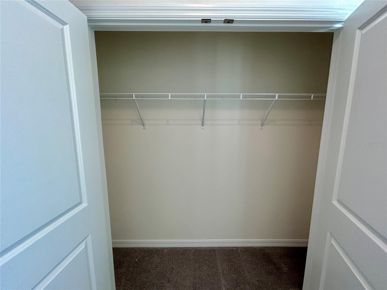 WOODLEAF HAMMOCK A REP OF A POR O - Residential Lease