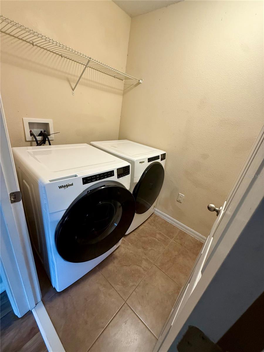 RESERVE AT LOCH LAKE - Residential Lease