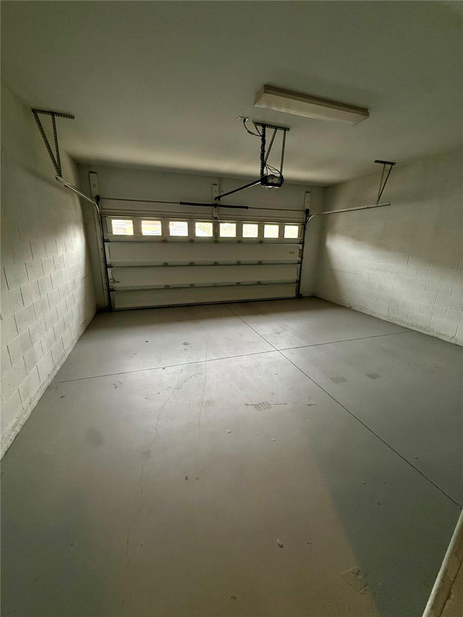 RESERVE AT LOCH LAKE - Residential Lease