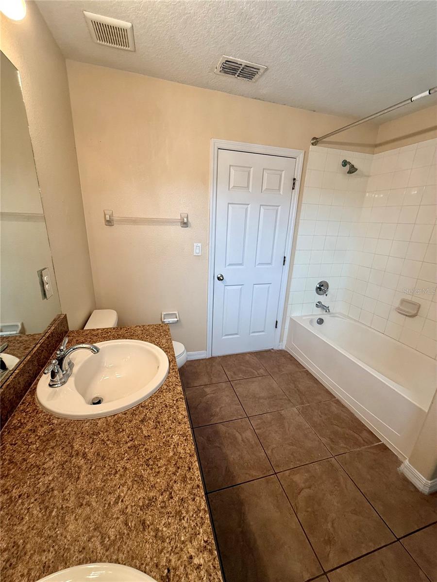 RESERVE AT LOCH LAKE - Residential Lease