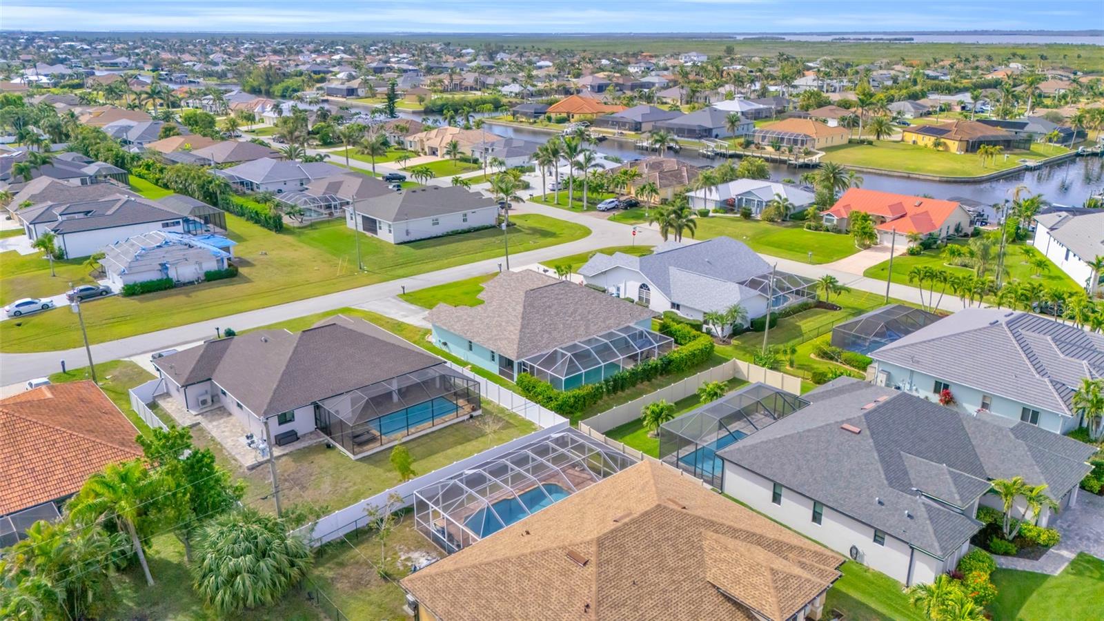 CAPE CORAL - Residential