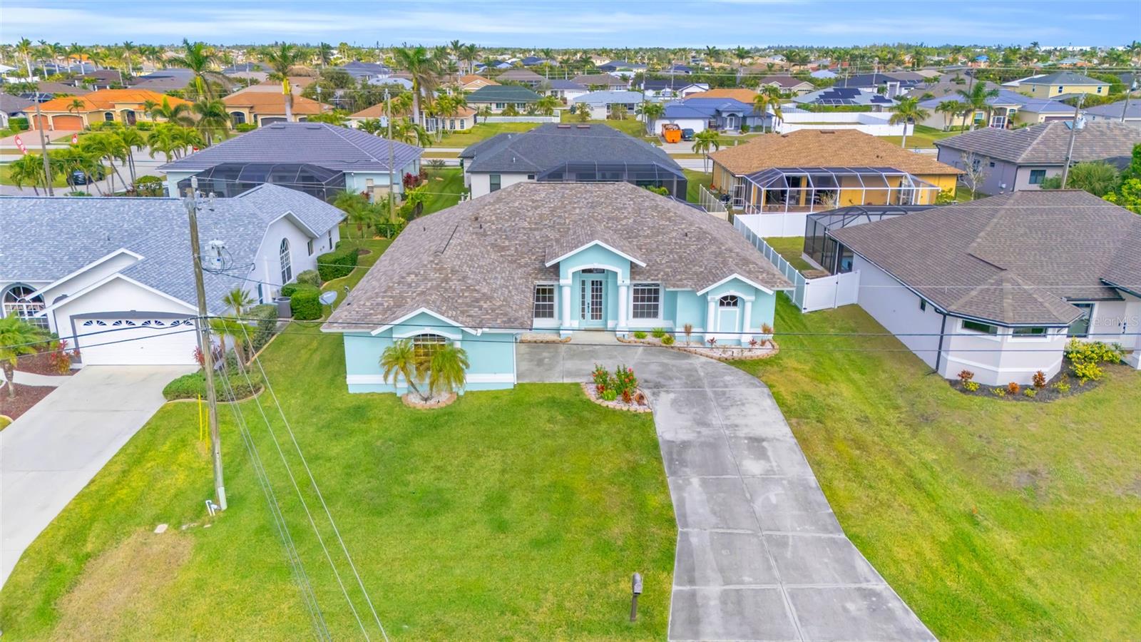 CAPE CORAL - Residential