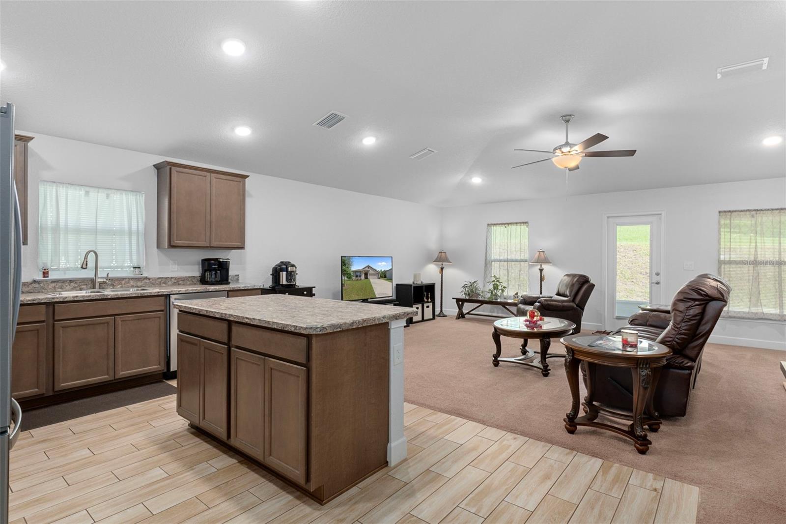 HIGH RDG VILLAGE - Residential