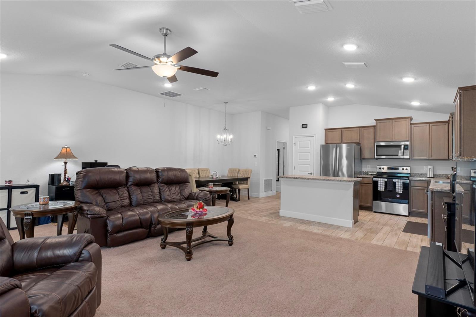 HIGH RDG VILLAGE - Residential