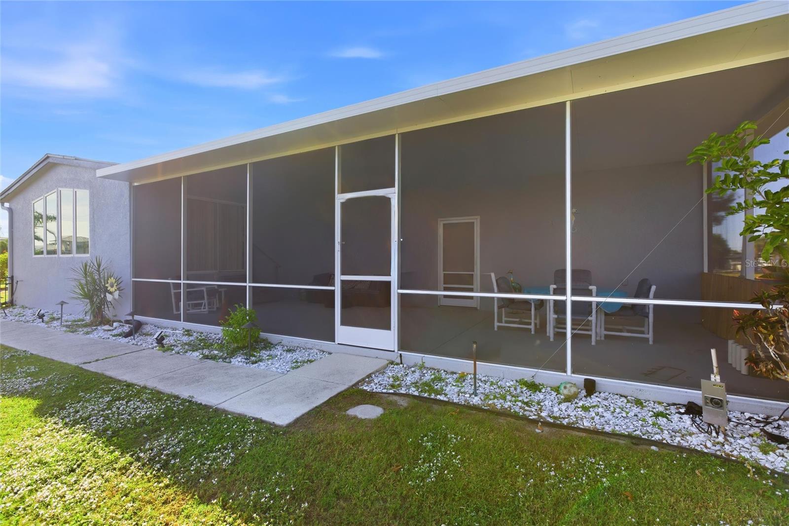 PELICAN POINTE 1ST ADD - Residential