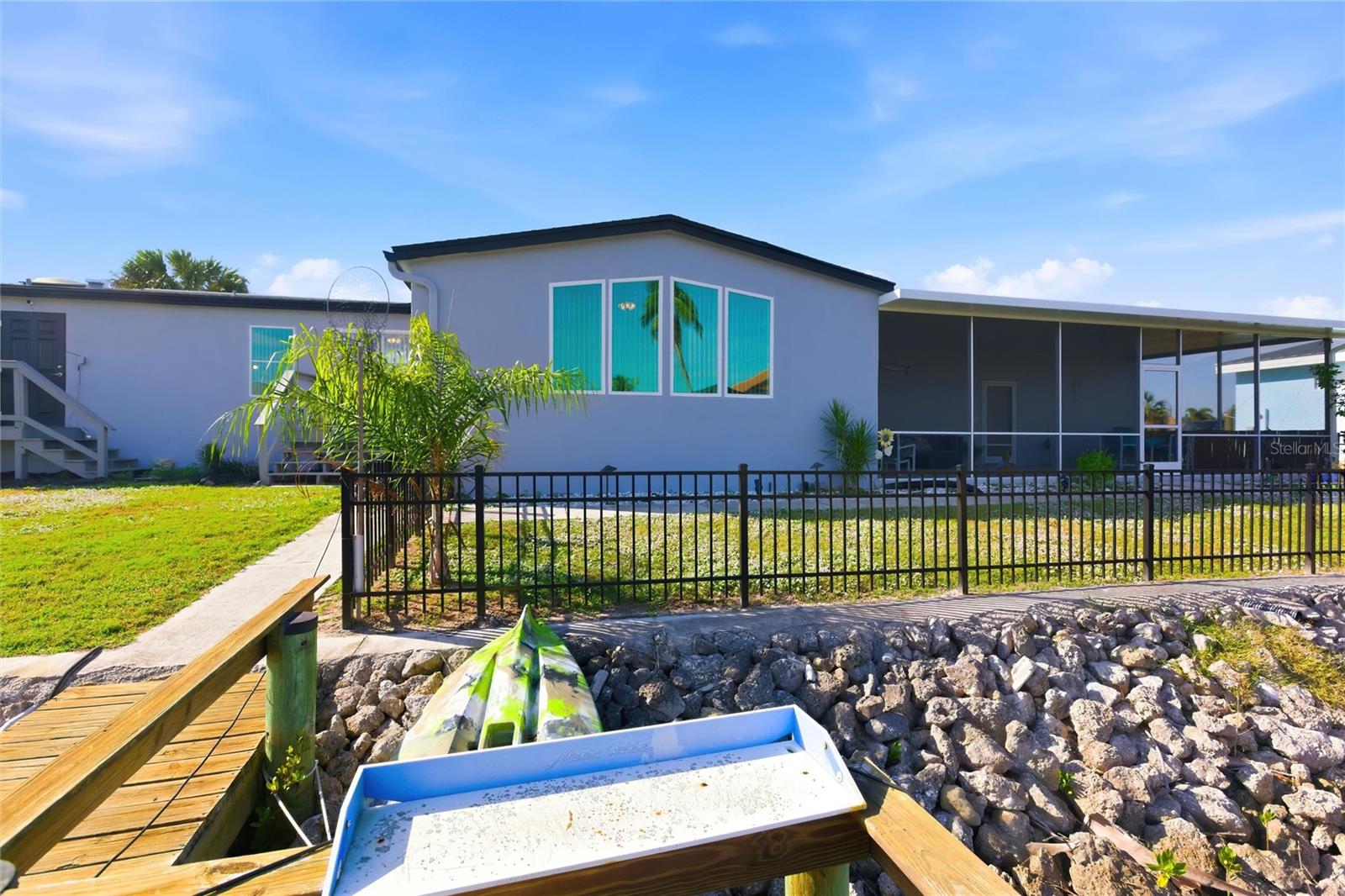 PELICAN POINTE 1ST ADD - Residential