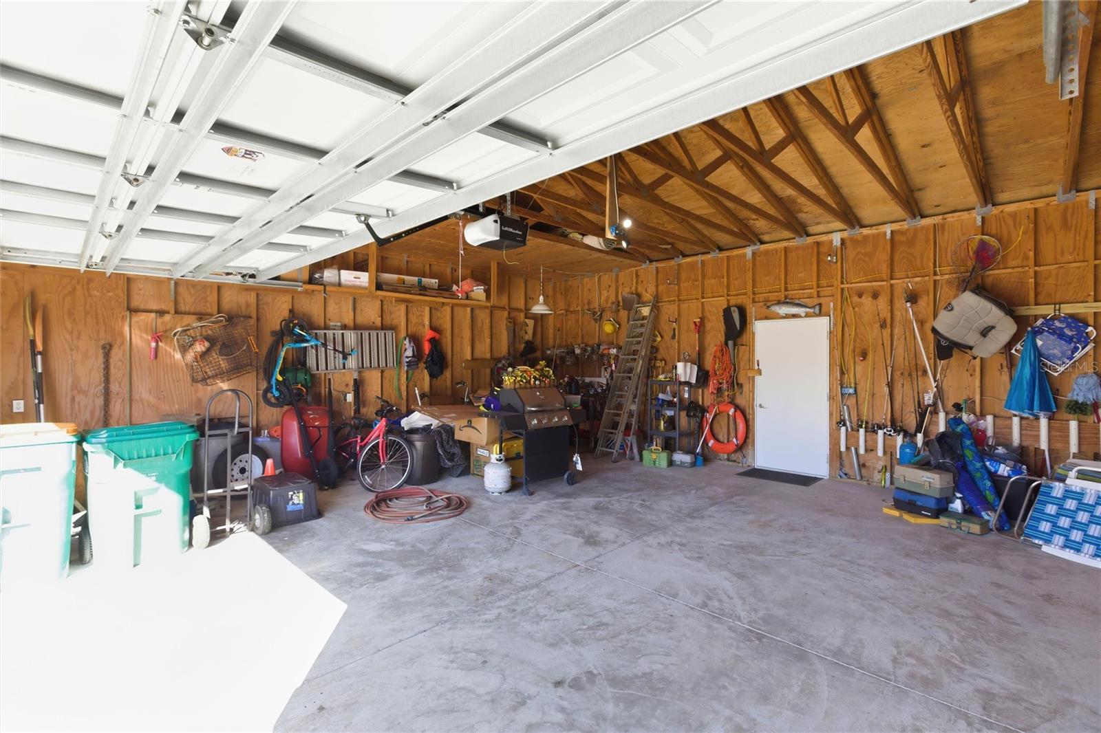 PELICAN POINTE 1ST ADD - Residential