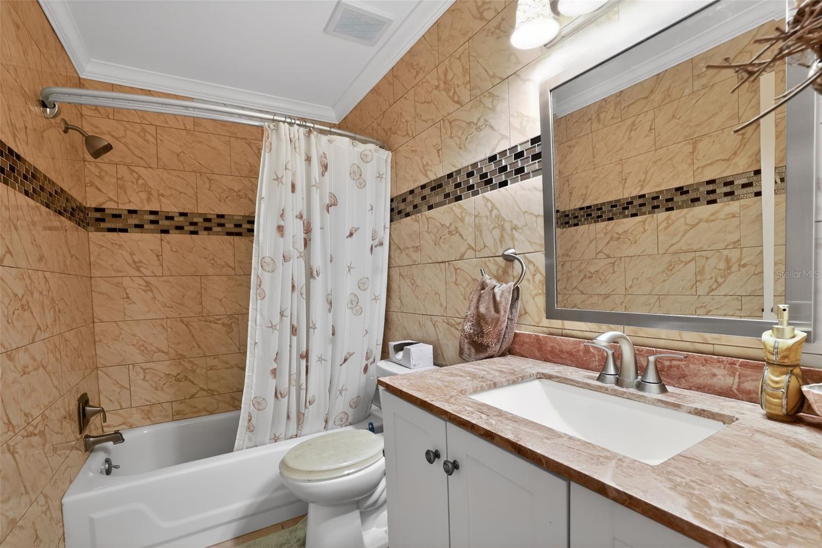 VILLA NUEVA CONDO - Residential