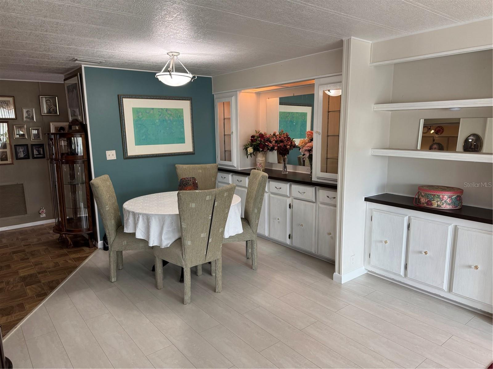 6 LAFITTE DRIVE, NOKOMIS, FL, 34275 3 6 LAFITTE DRIVE