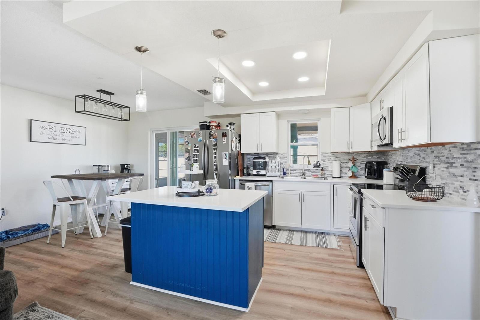 SPRING HILL - Residential