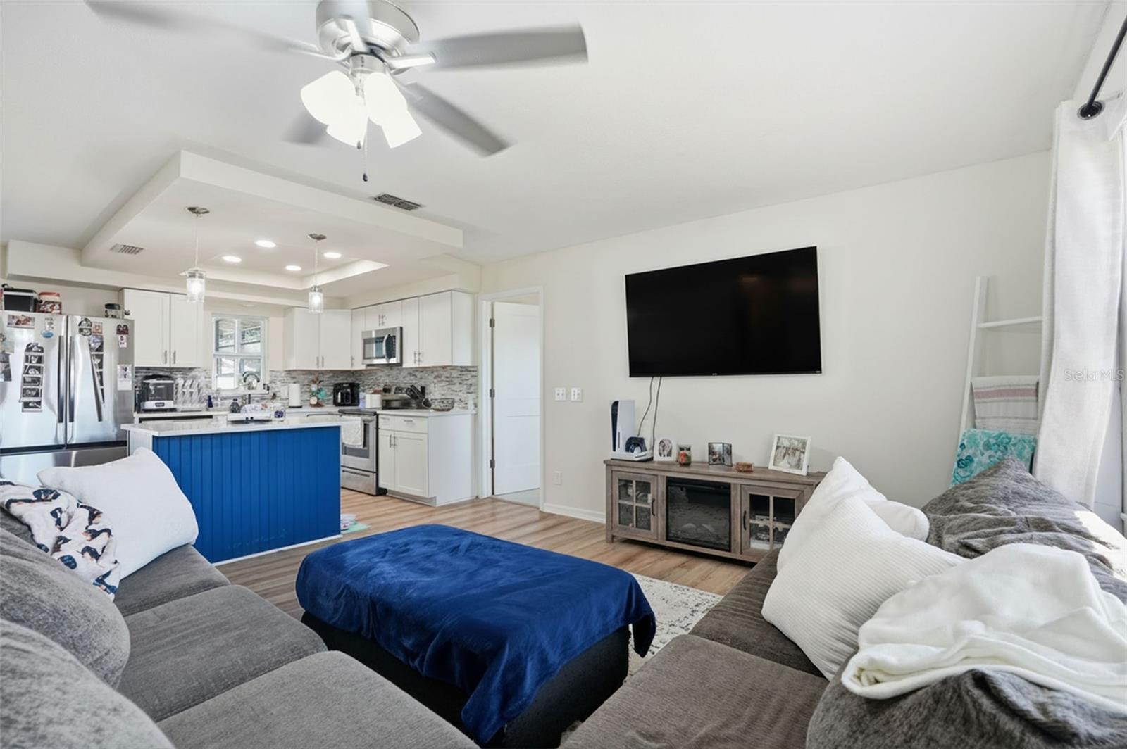 SPRING HILL - Residential