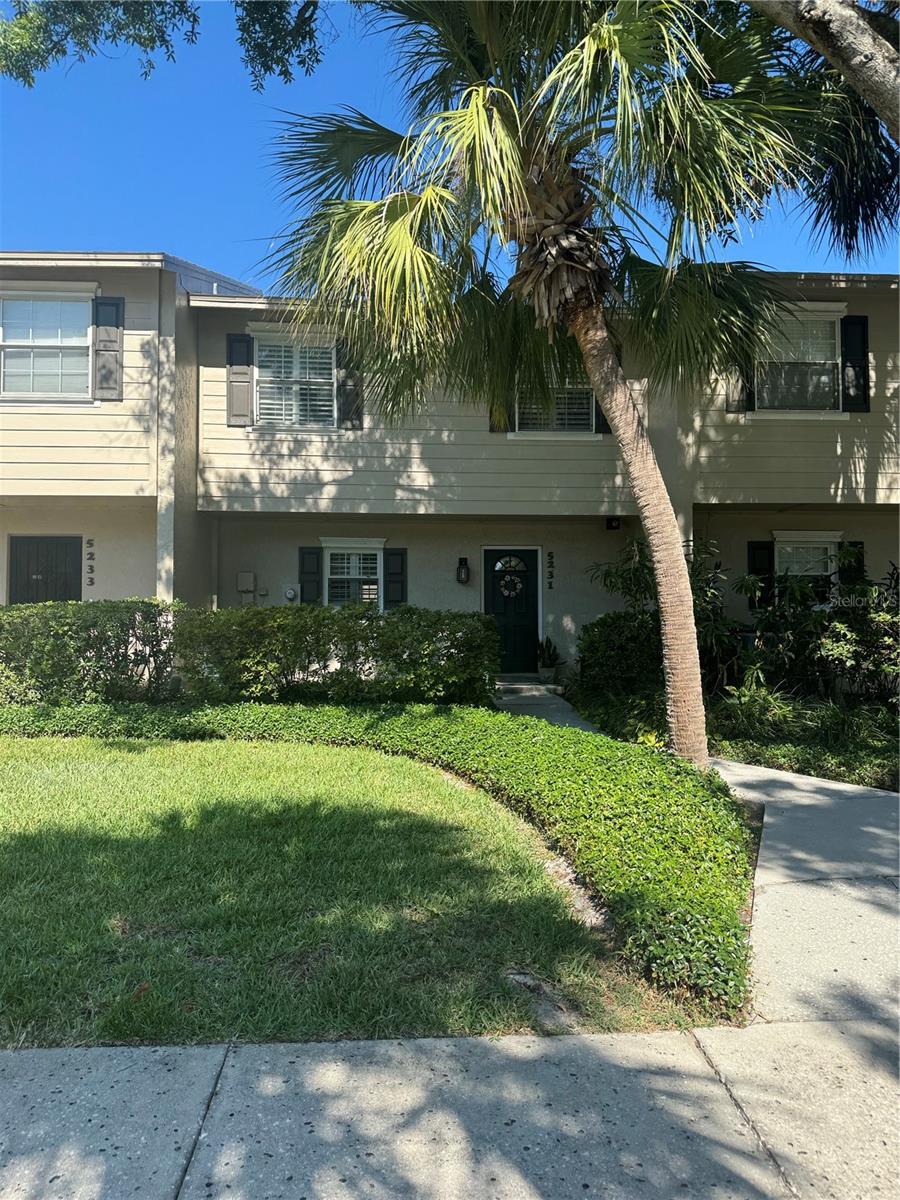 5231 BAYSHORE BOULEVARD 10