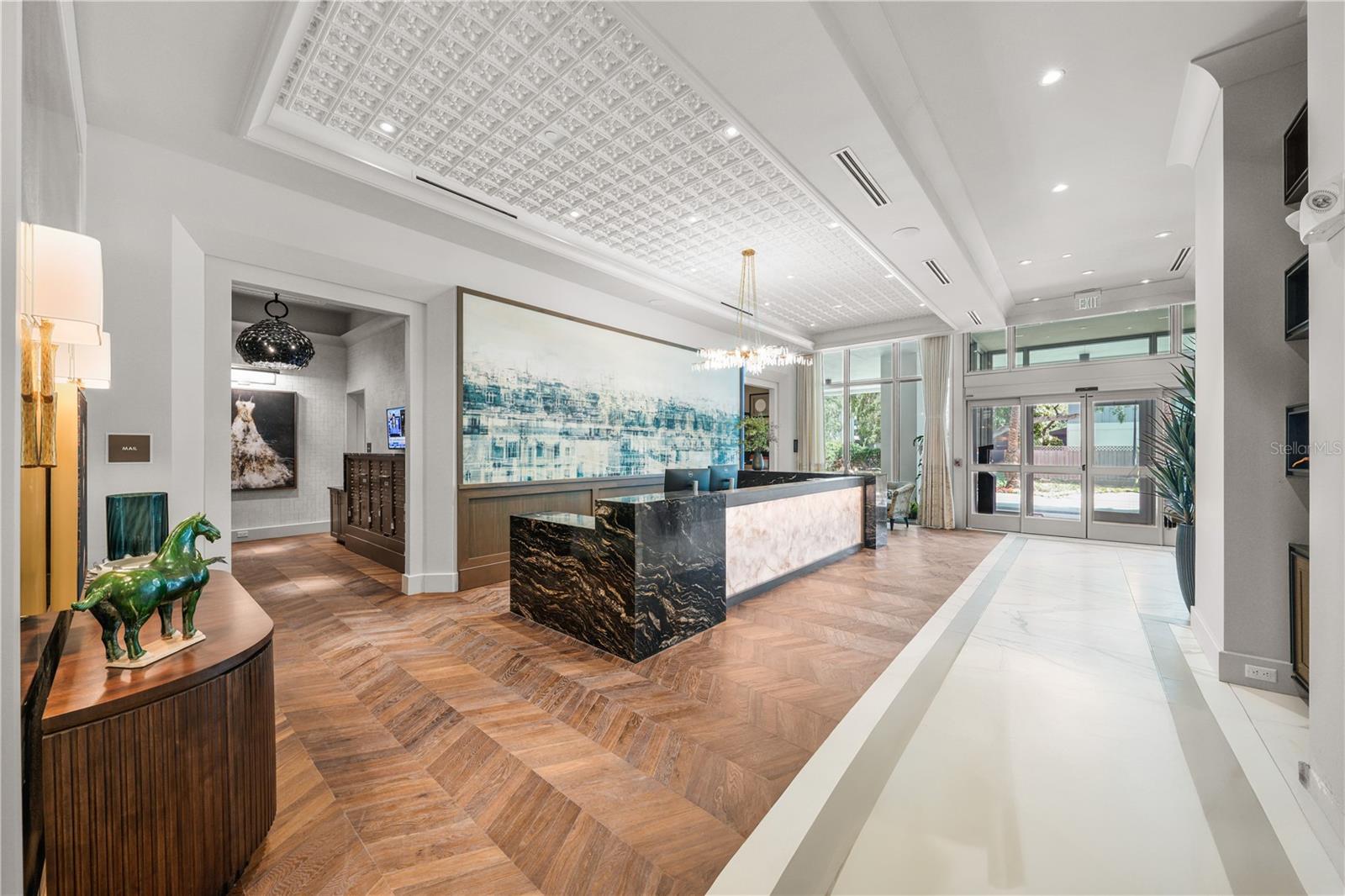 ALTURA BAYSHORE - Residential