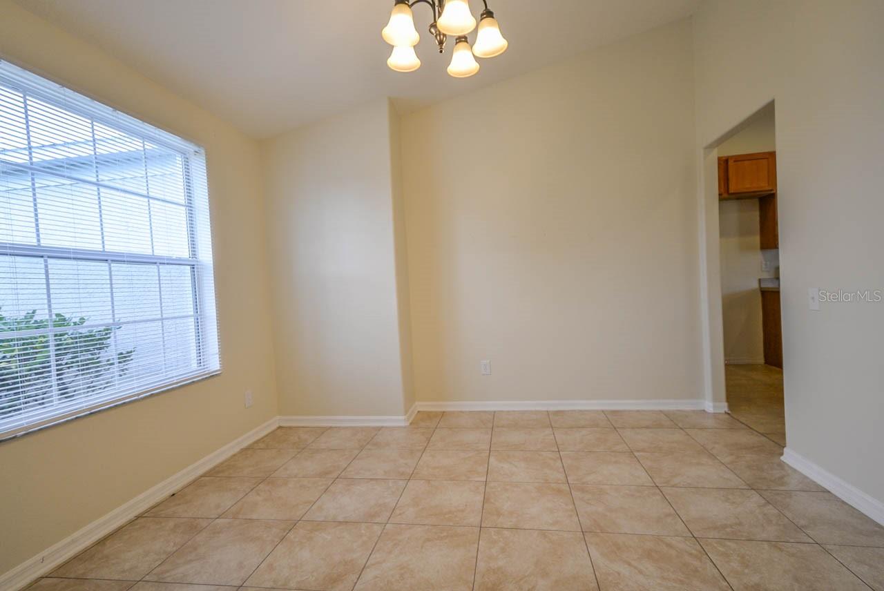 1607 AVONDALE RIDGE DRIVE