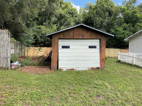 A home in OCKLAWAHA