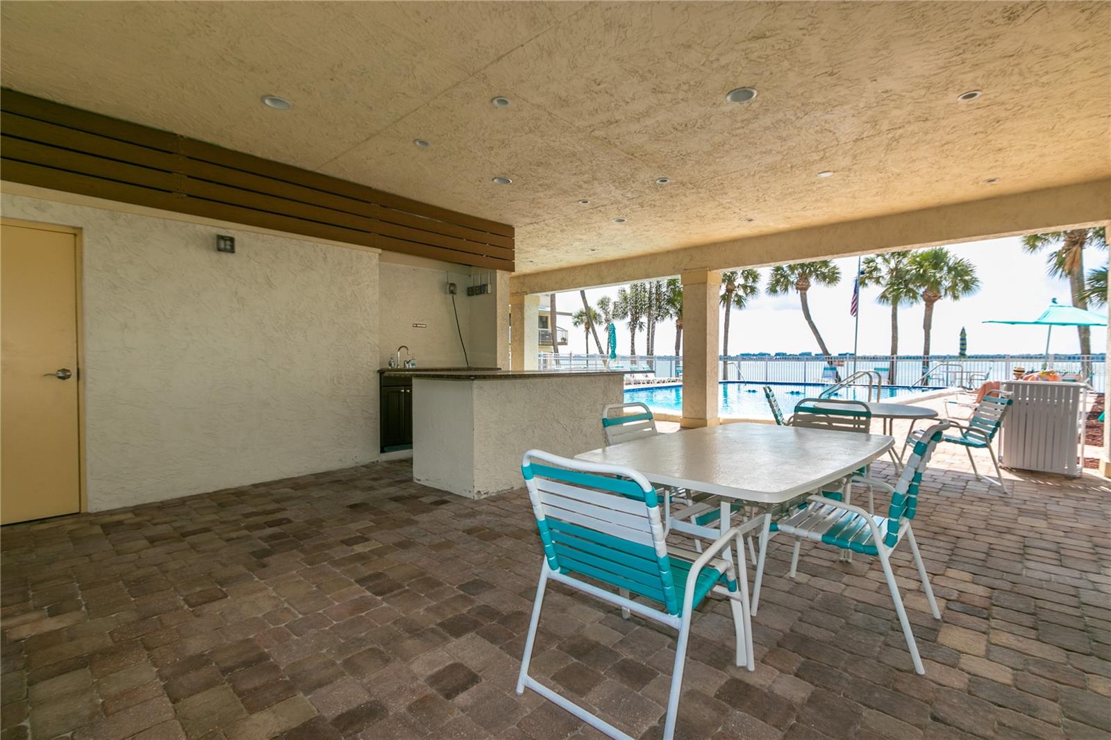 SAND KEY CONDO-BAYSIDE GARDENS I - Residential