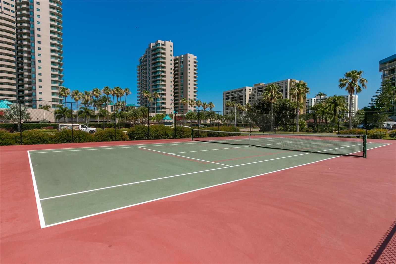 SAND KEY CONDO-BAYSIDE GARDENS I - Residential