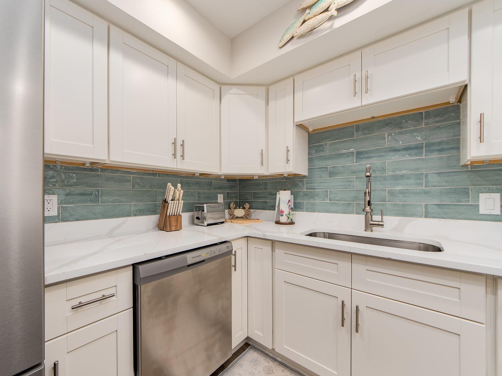 SAND KEY CONDO-BAYSIDE GARDENS I - Residential