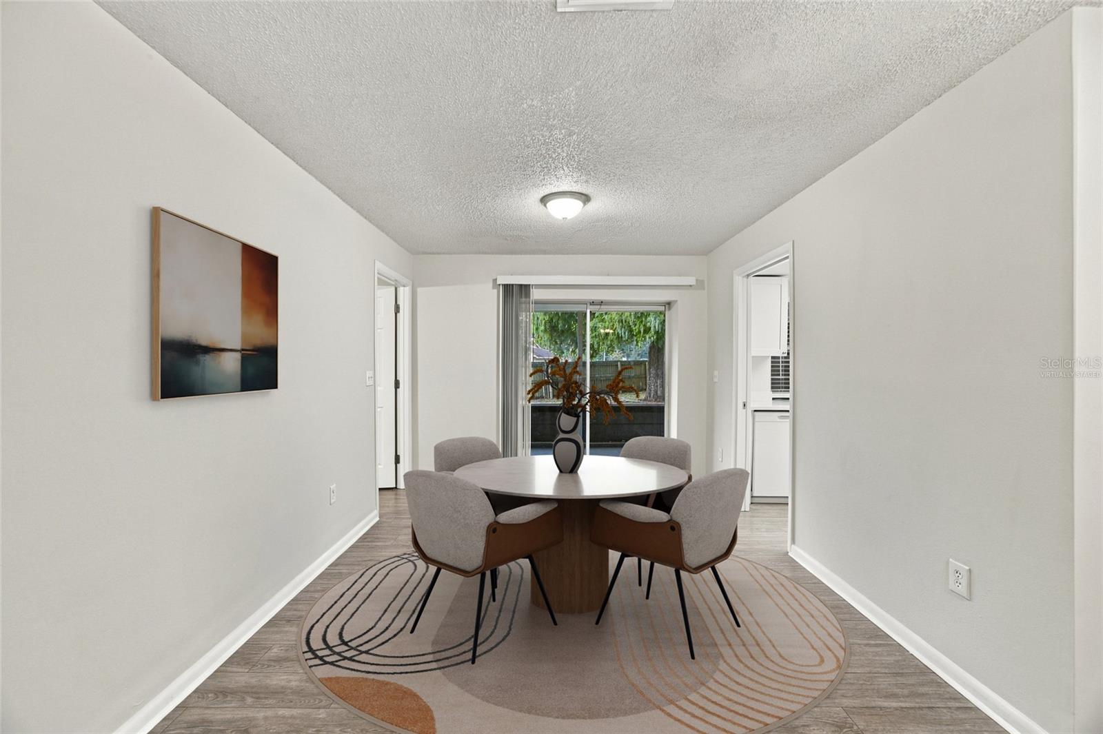 2704 WOODVIEW COURT