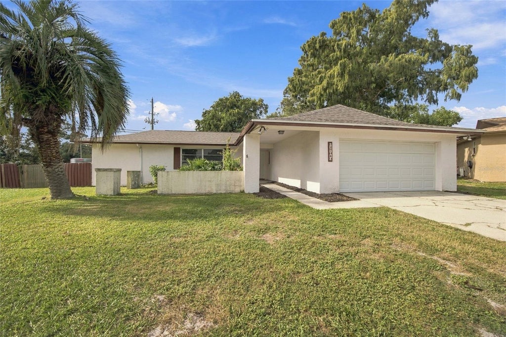 Photo of 2704 Woodview Court, Clearwater, FL 33761 (MLS # TB8562651)