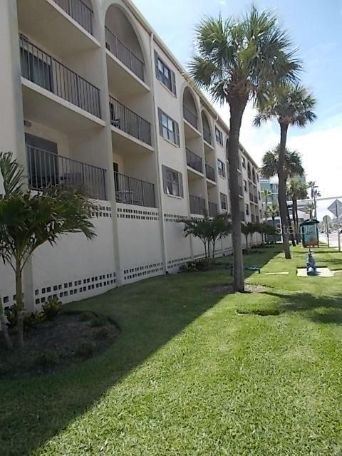 14001 GULF BOULEVARD 407