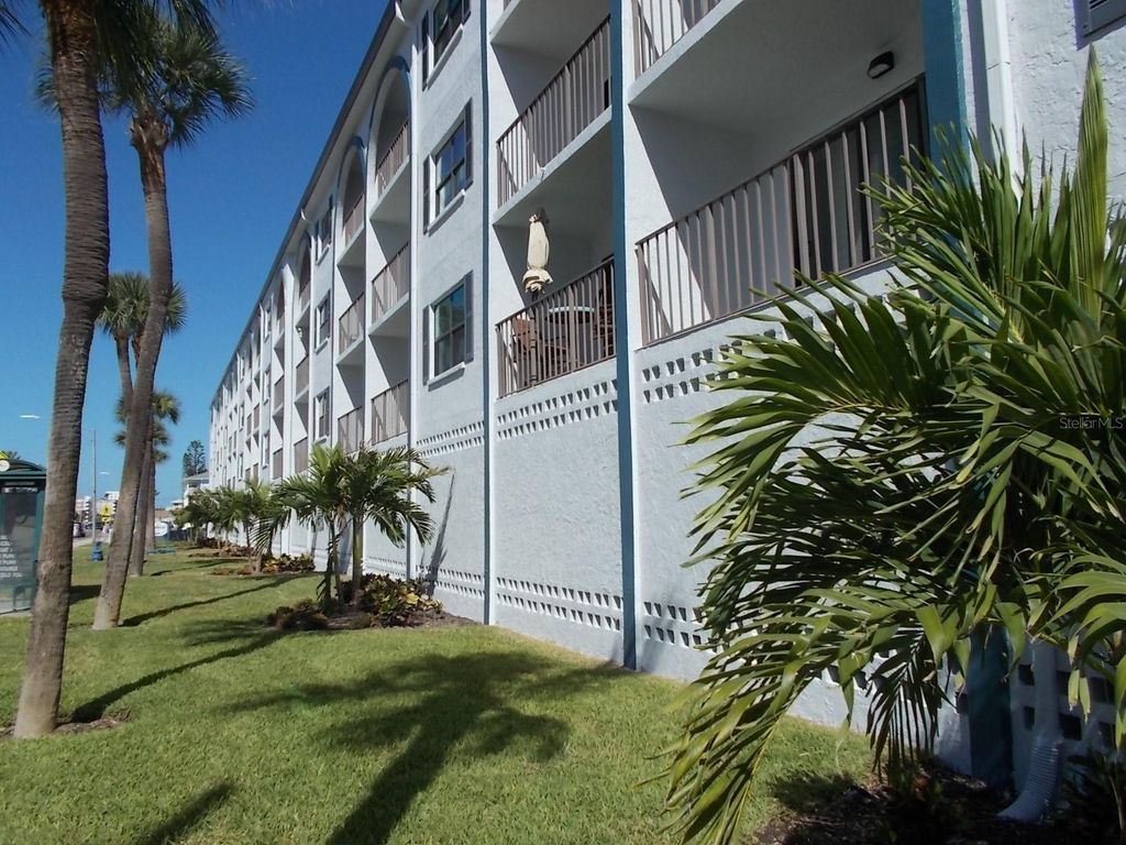 Photo of 14001 Gulf Boulevard #407, Madeira Beach, FL 33708 (MLS # W7877045)