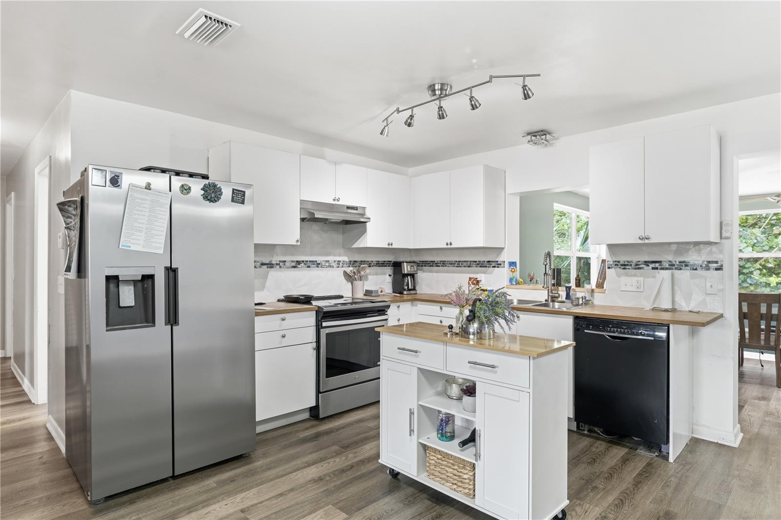 CLEARVIEW HEIGHTS - Residential