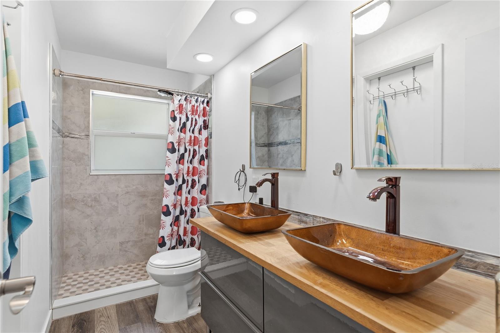 CLEARVIEW HEIGHTS - Residential