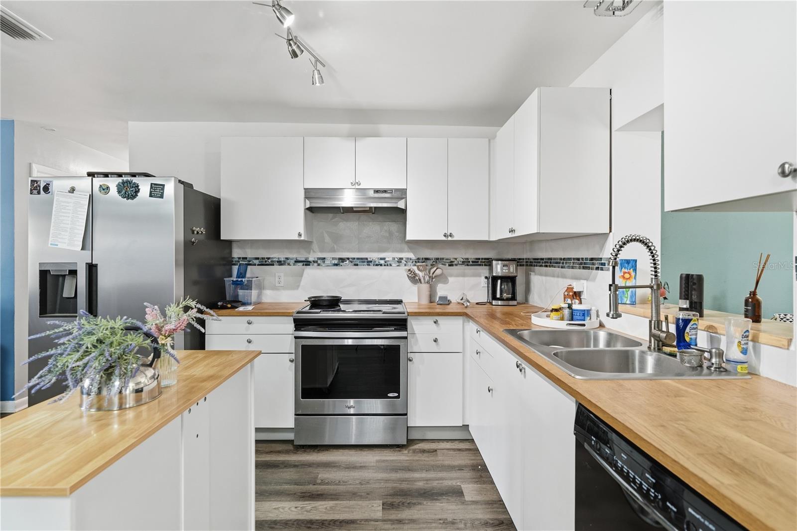 CLEARVIEW HEIGHTS - Residential