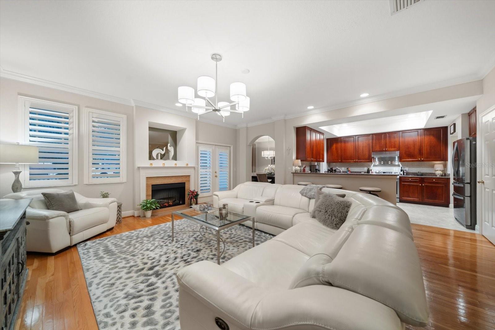 WEST BAY VILLAGE - Residential