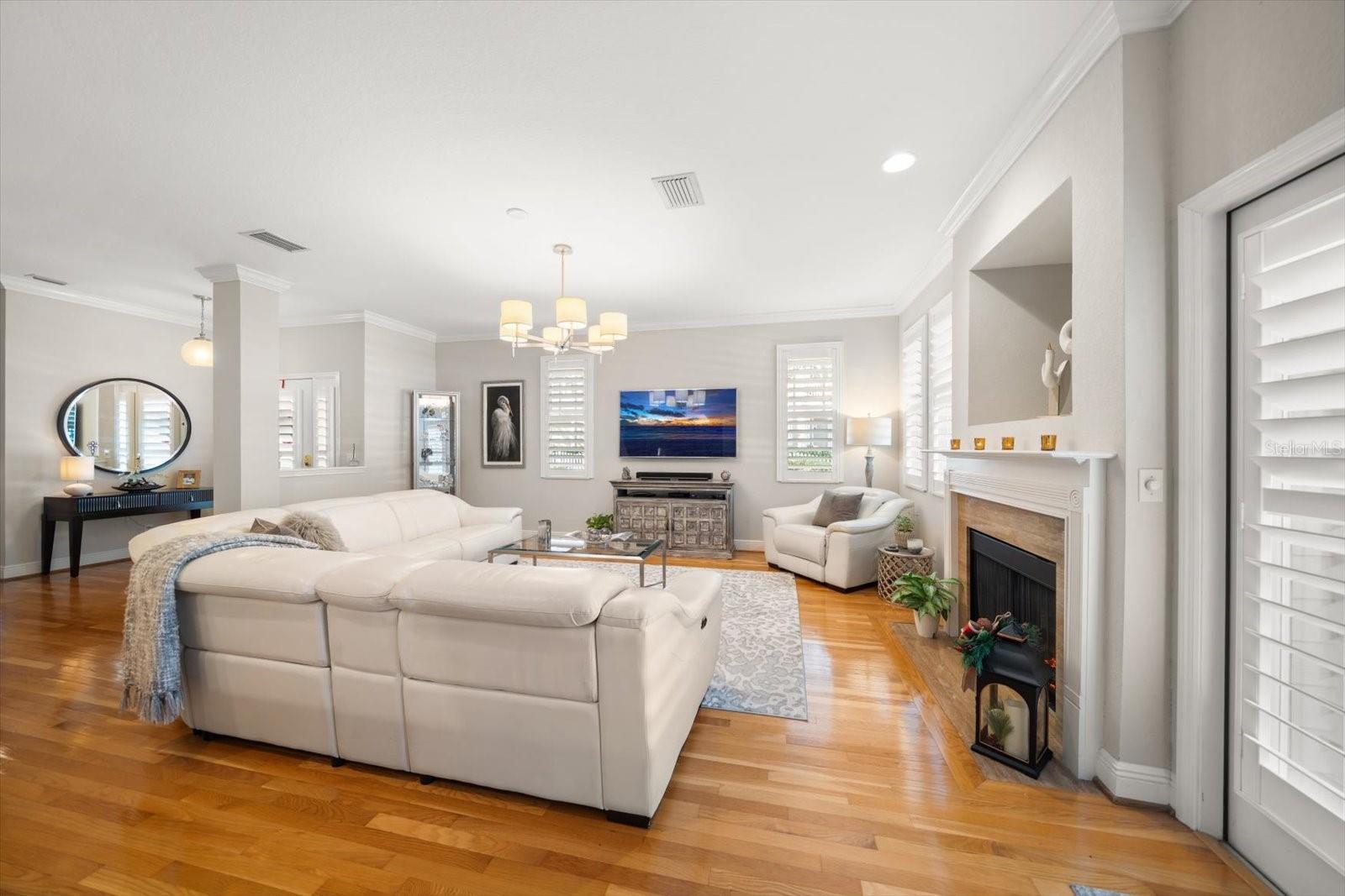 WEST BAY VILLAGE - Residential