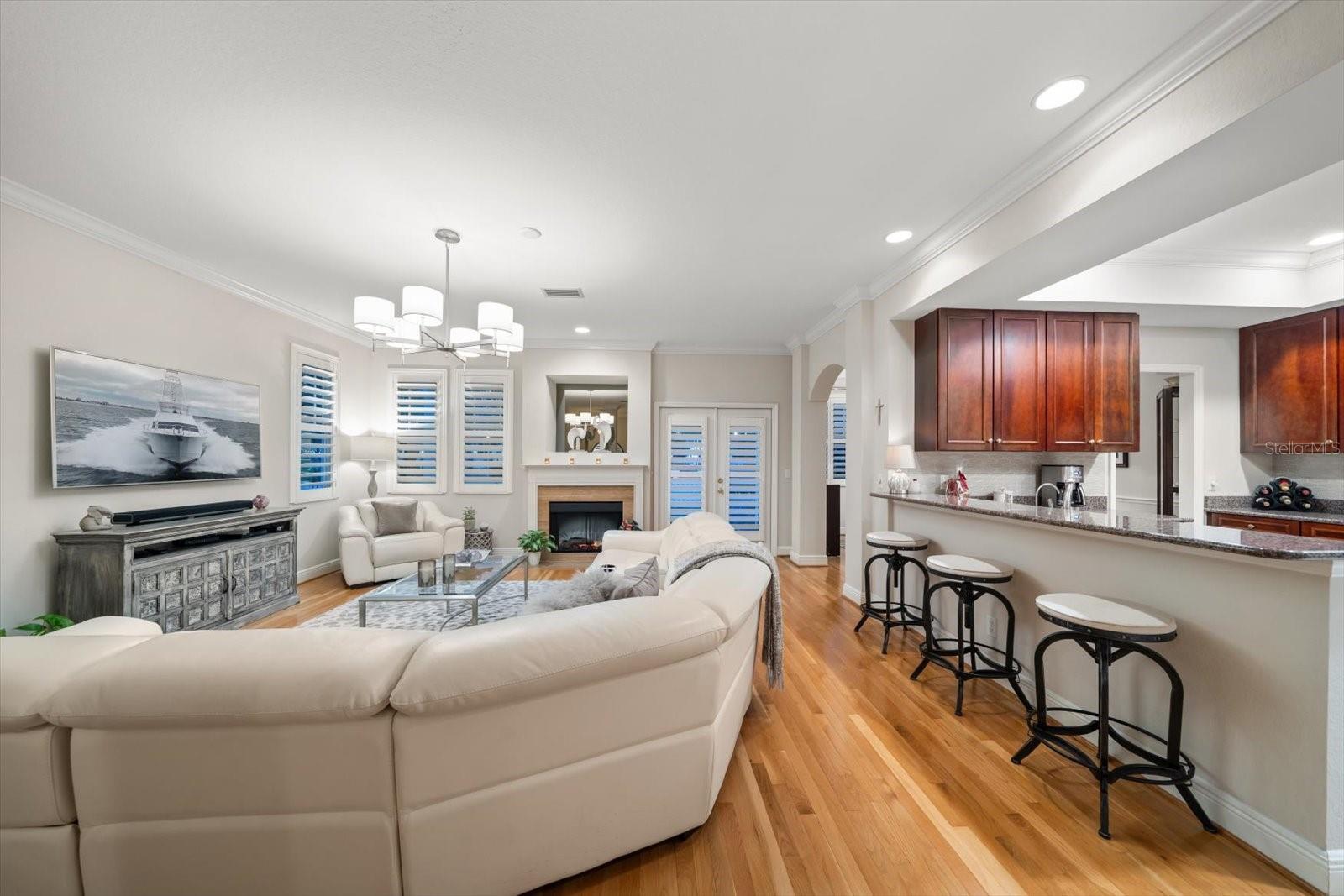 WEST BAY VILLAGE - Residential