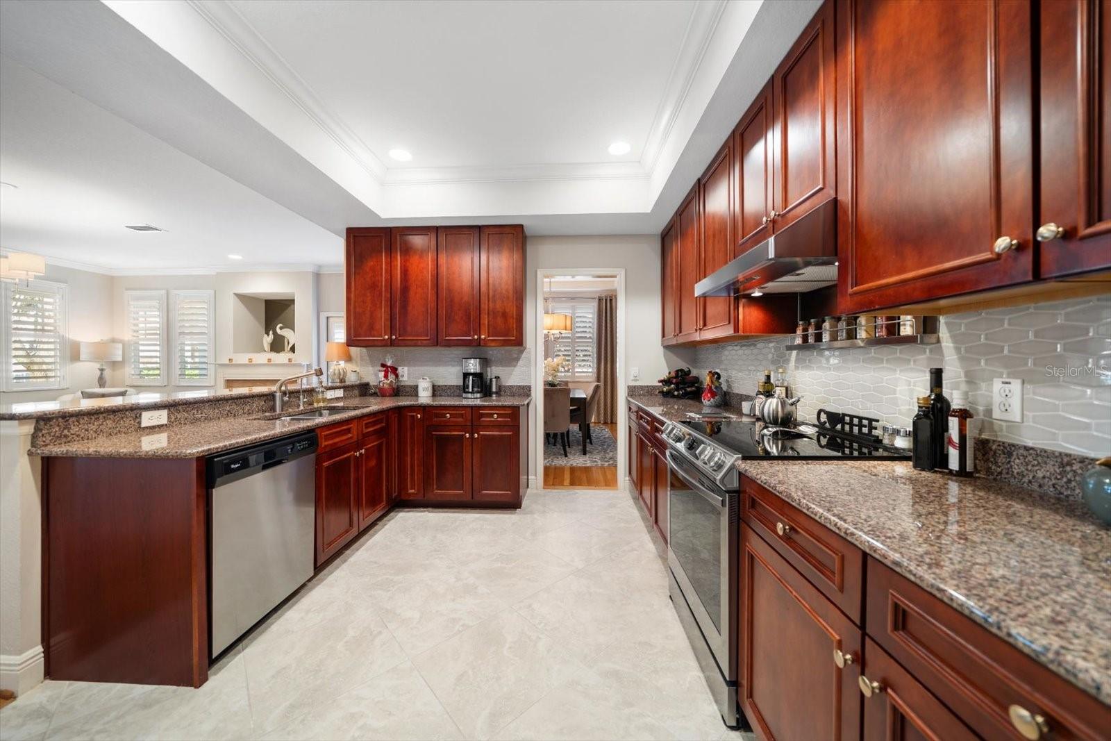 WEST BAY VILLAGE - Residential