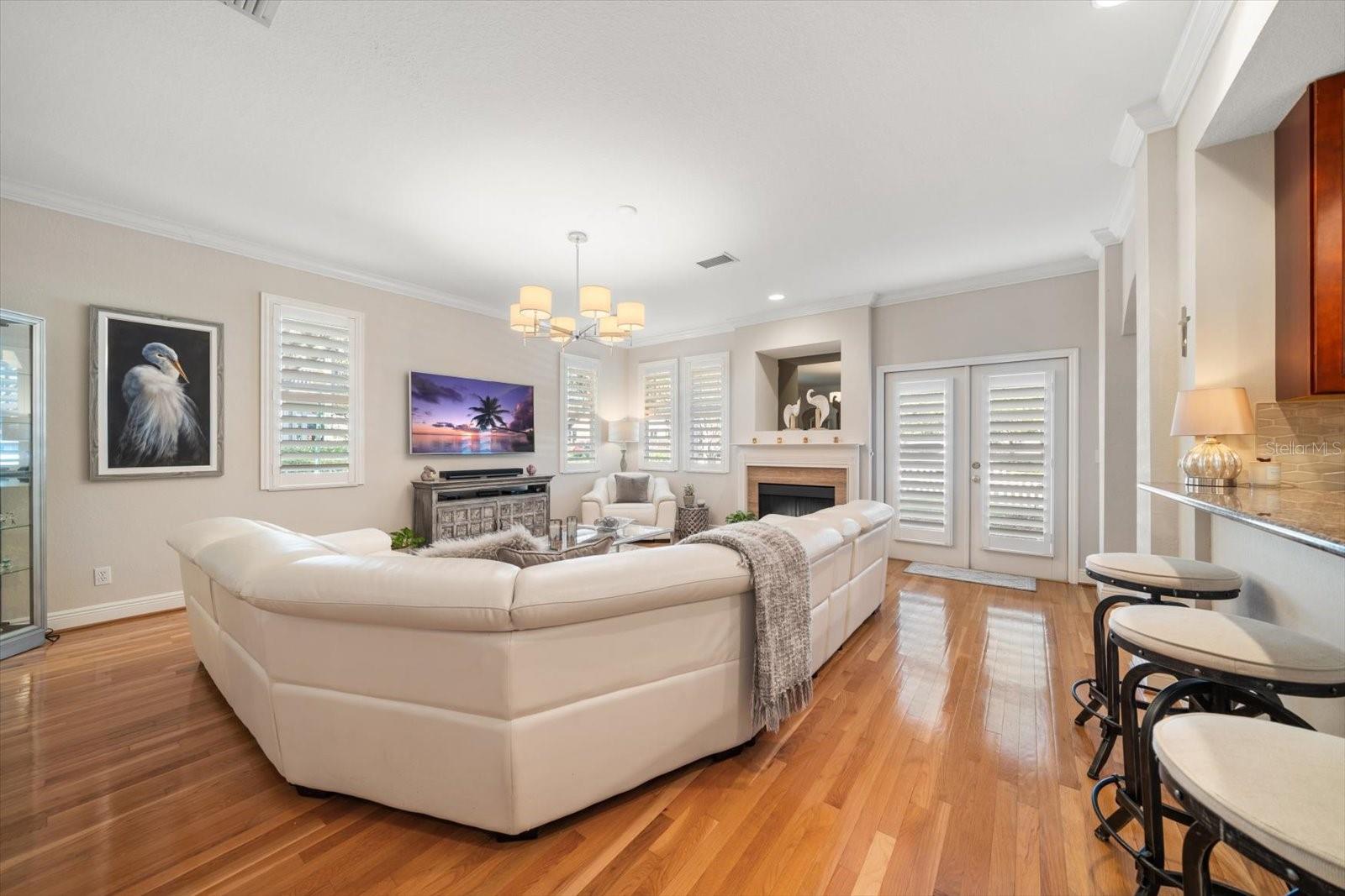 WEST BAY VILLAGE - Residential