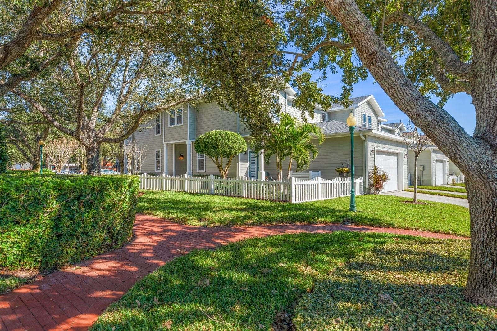 WEST BAY VILLAGE - Residential