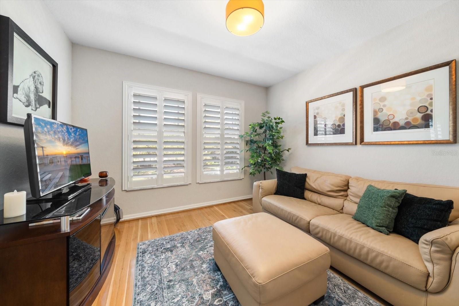 WEST BAY VILLAGE - Residential