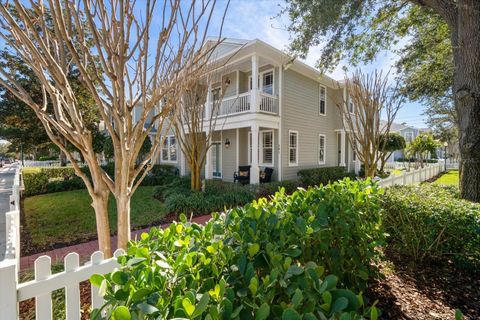 Photo of 291 1st Avenue SW, Largo, FL 33770 (MLS # TB8467559)