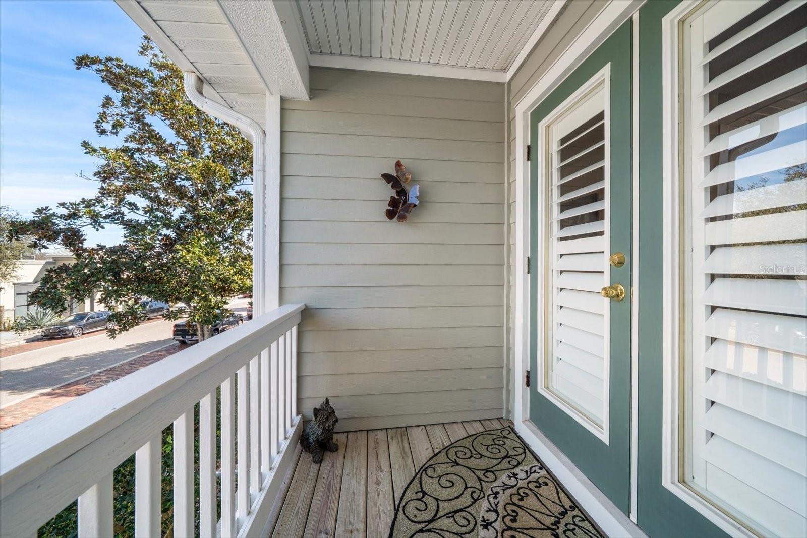 WEST BAY VILLAGE - Residential