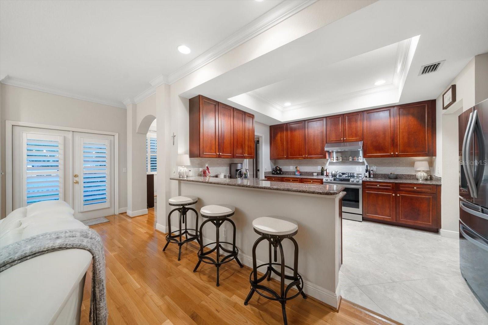 WEST BAY VILLAGE - Residential