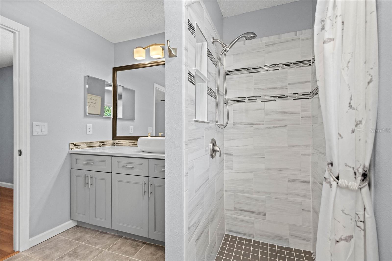 GOLF CLUB ESTATES - Residential