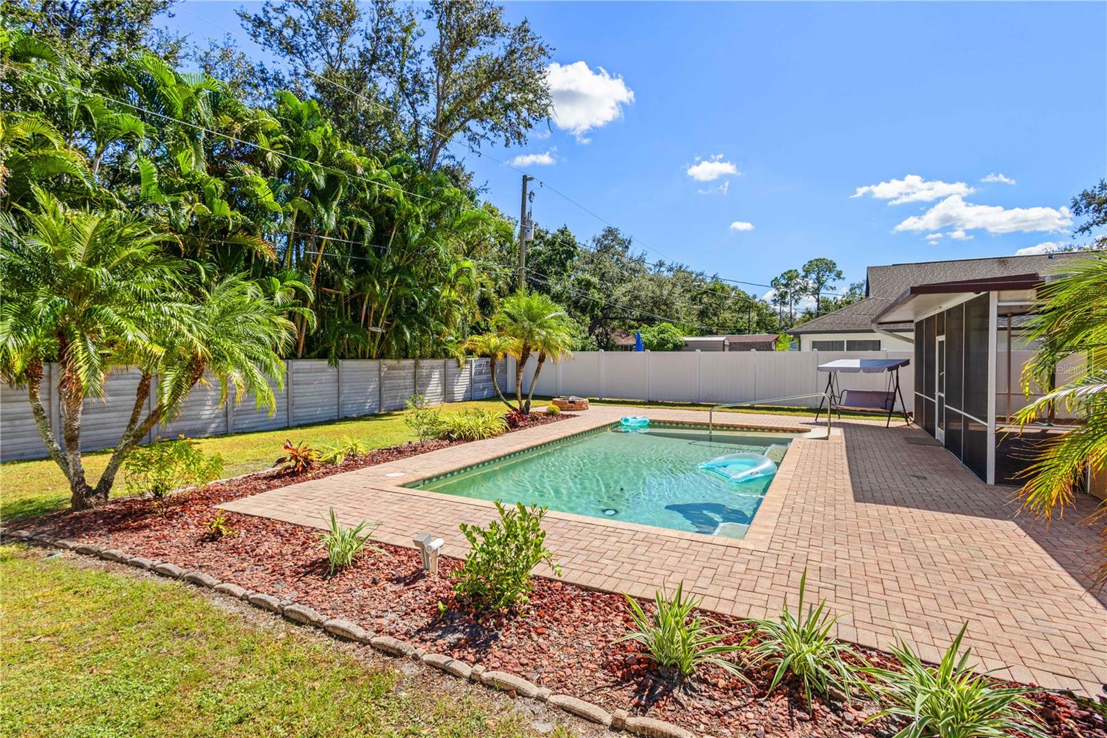 GOLF CLUB ESTATES - Residential