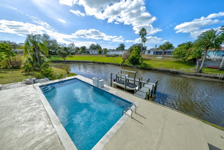 SOUTH GATE - Residential