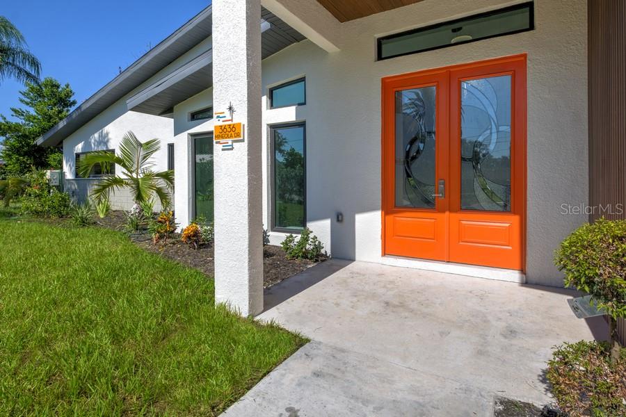 3636 MINEOLA
