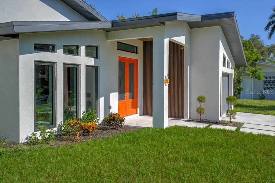 3636 MINEOLA