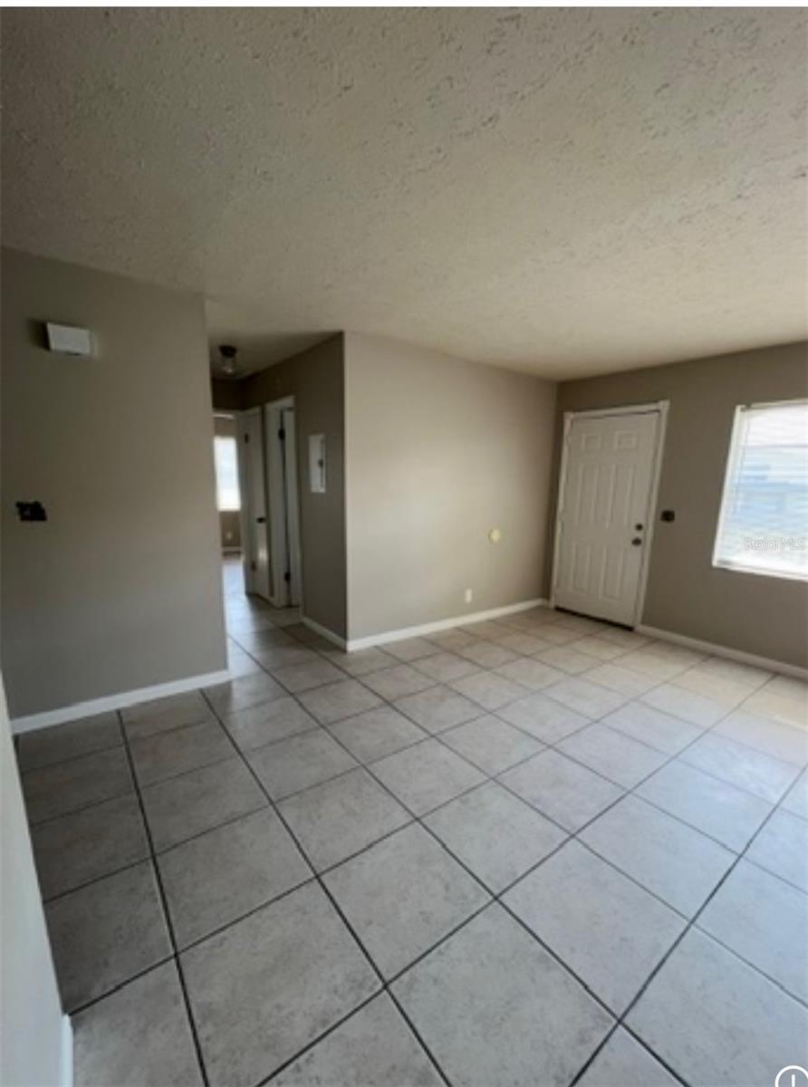 APOLLO BEACH CONDO - Residential Lease