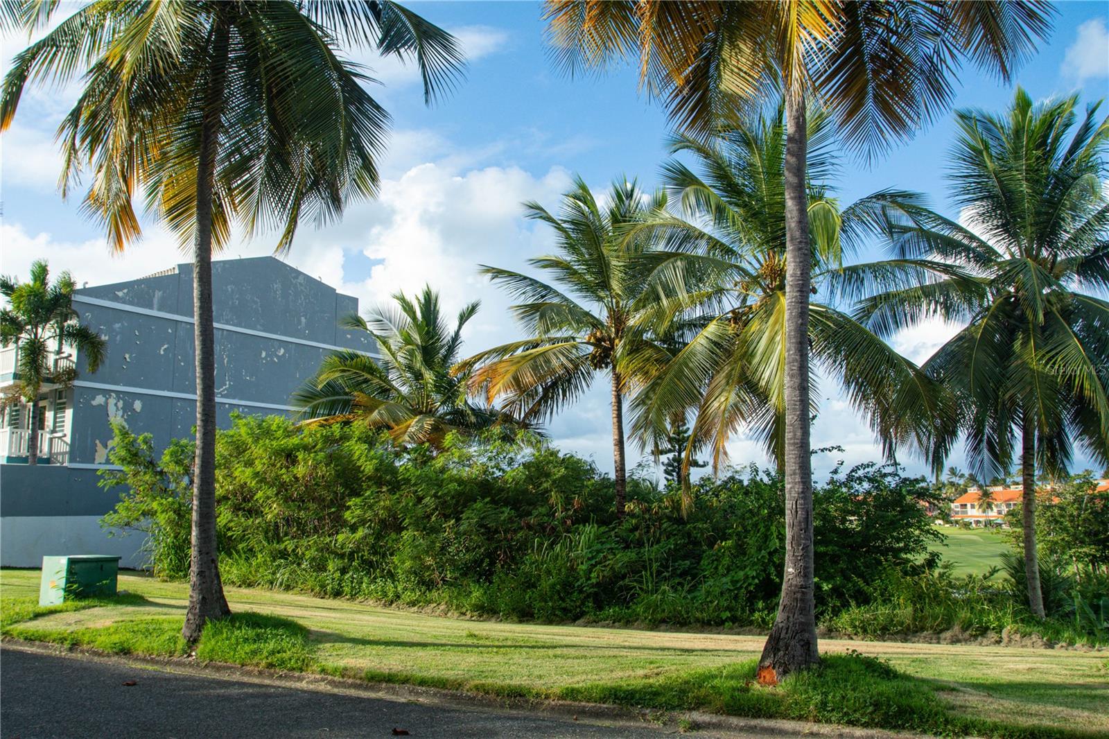 PALMANOVA MONTESOL 11 DEVELOPMENT - Land