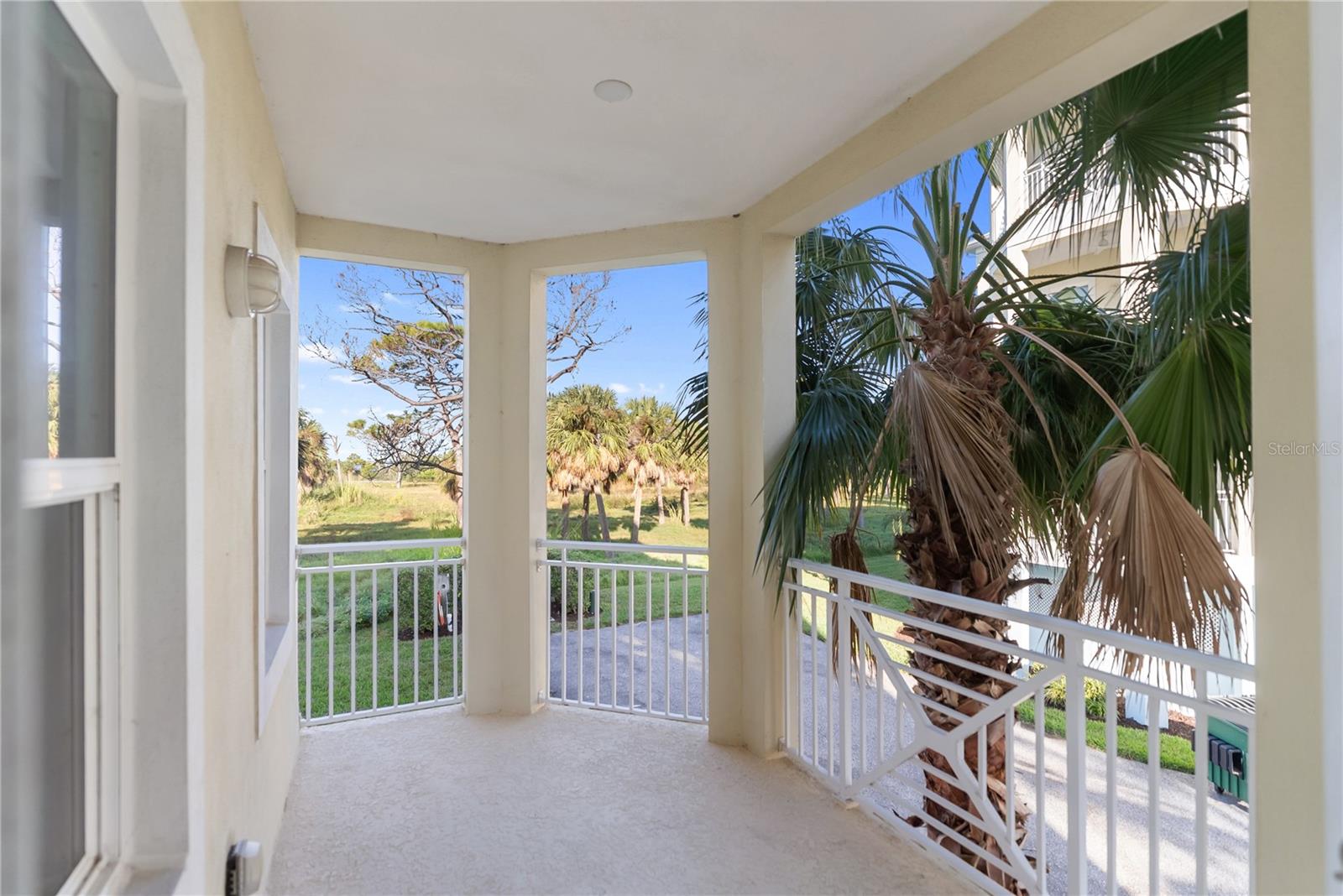 PALMA SOLA BAY CLUB - Residential